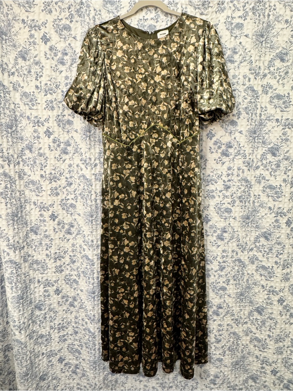 Aureum Dress